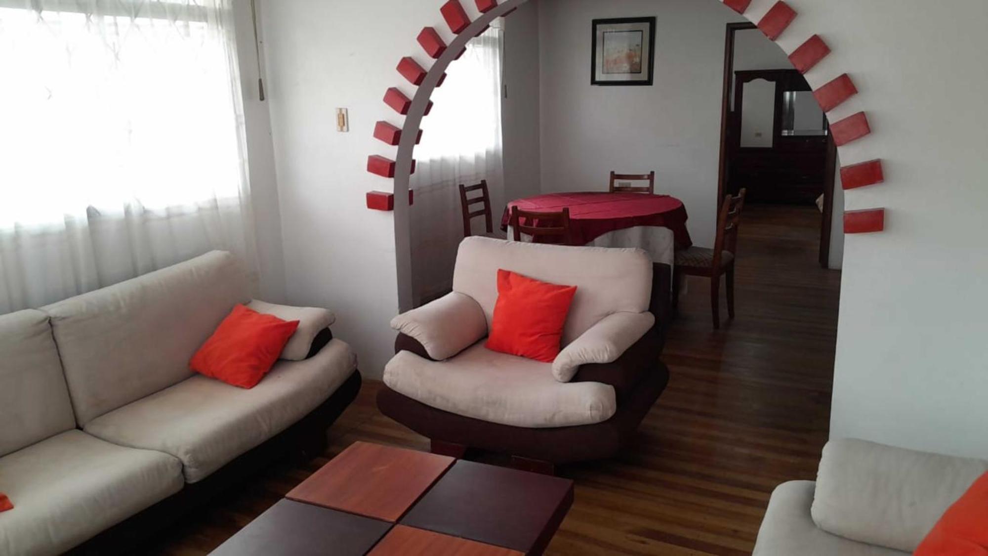 Dulce Departamento Familiar La Pradera Apartment Loja Exterior photo